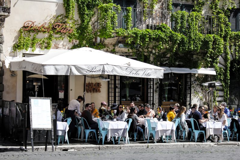 Car rentals from Italy to France